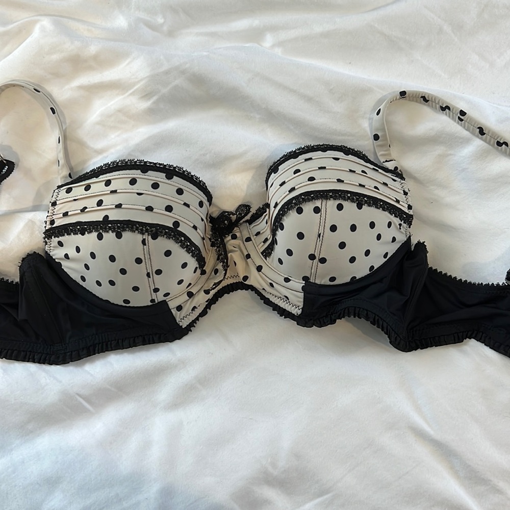 kenzie ivory polka dot bra 34B